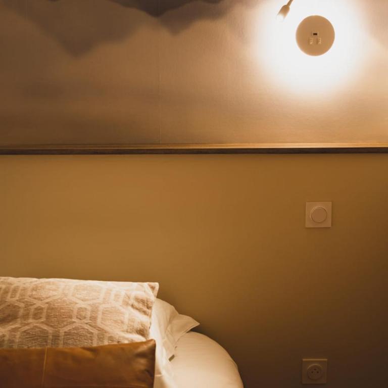 Le Balcon Perrière I - Appartement de charme avec vue directe sur le Thiou - Appartement - 17