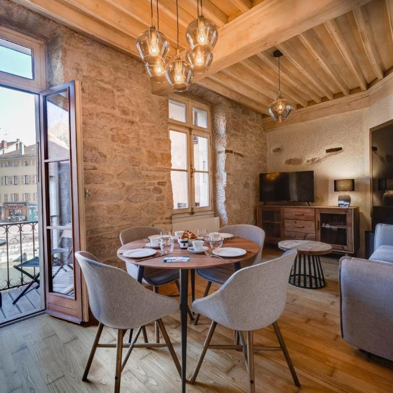 Le Balcon Perrière I - Appartement de charme avec vue directe sur le Thiou - Appartement - 1