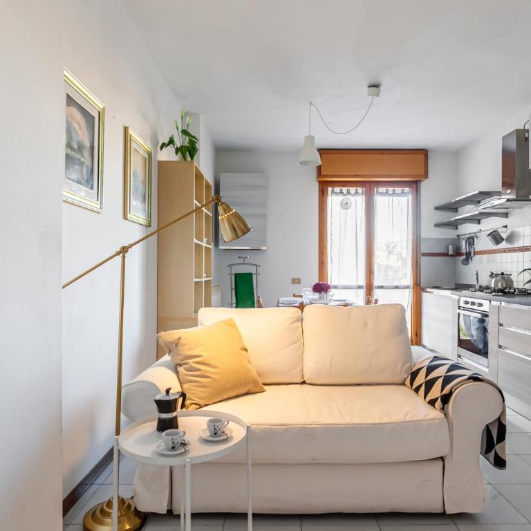 GuestHost - Cozy Apartment near the Hospital with 2 Balconies! - Appartamento con 1 Camera da Letto - 1