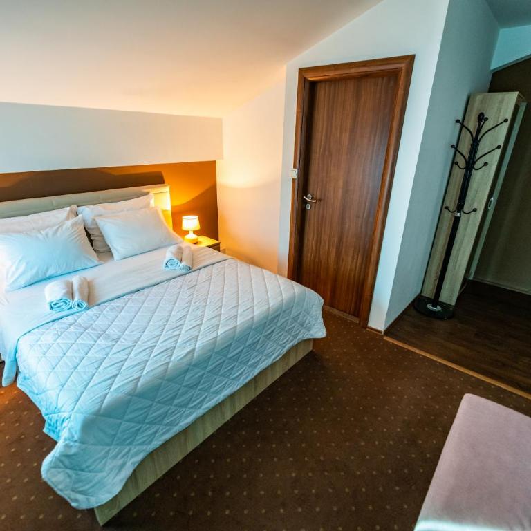 Hotel Oasis - Double Room - 28