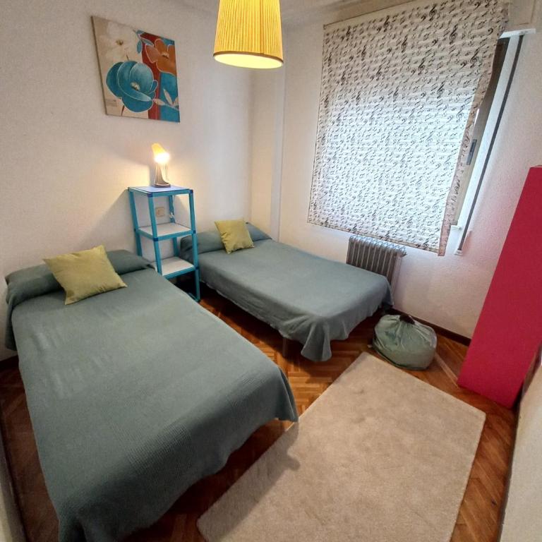 Imperial, 9 - Three-Bedroom Apartment - 4