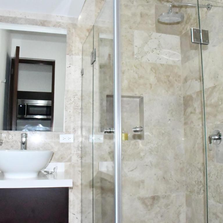 Menesse Tulum Luxury Apartments by Spot Rentals - Suite con balcón - 22