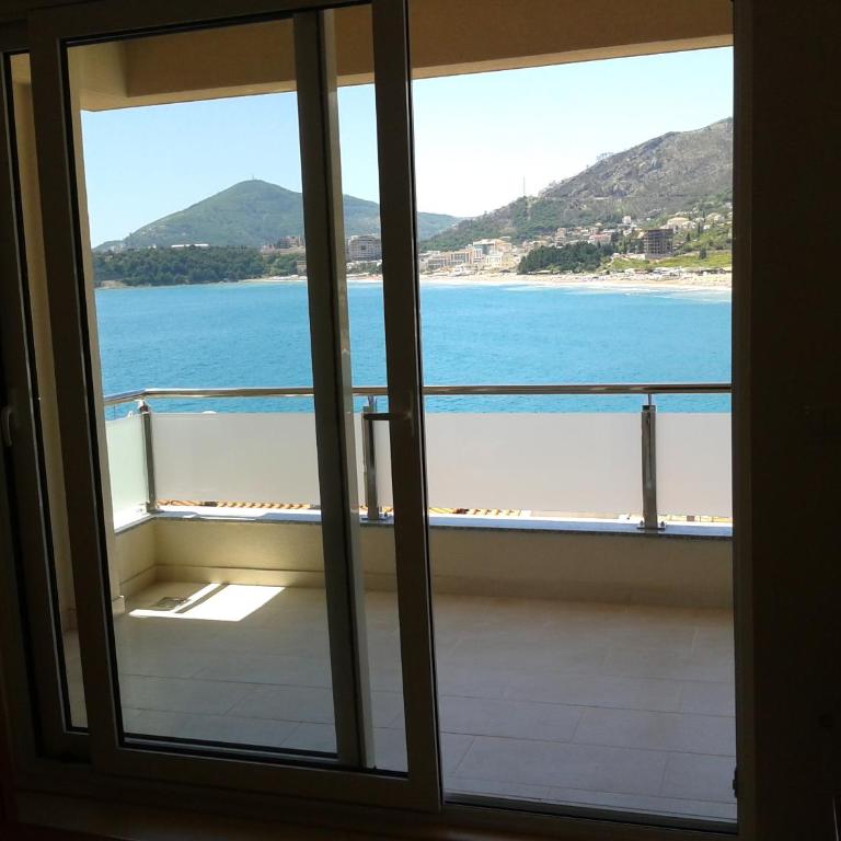 Apartments Stević - Monaco - Studio s Terasom i Pogledom na More - 1