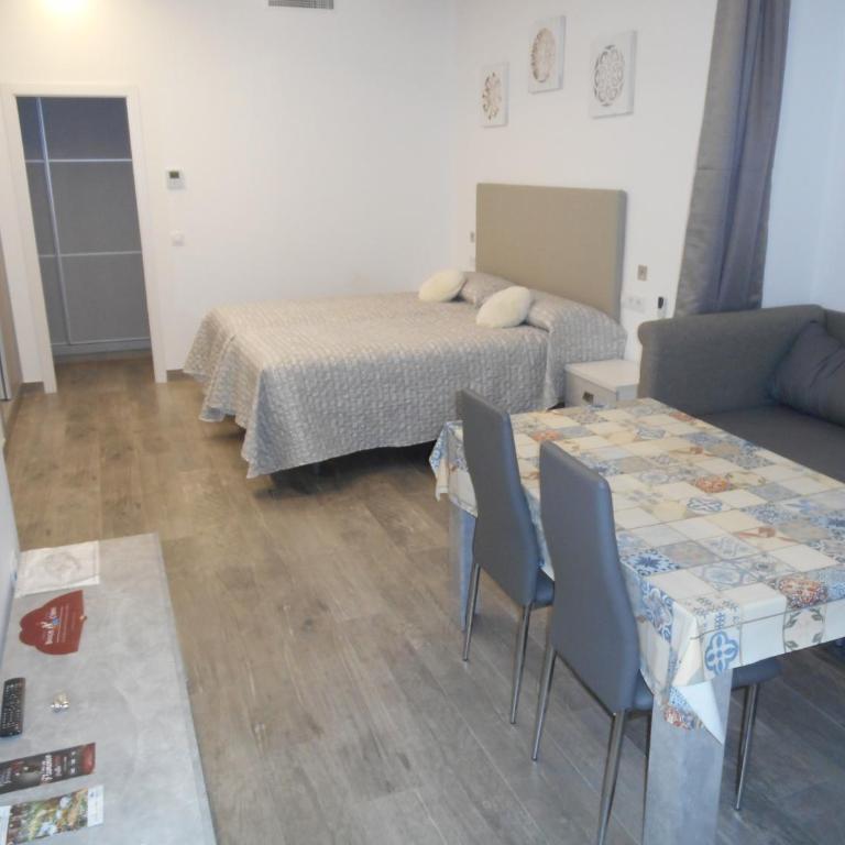 Loft La Calahorra con posibilidad de aparcamiento Pregunta por el PACK MÁS AMOR - Apartamento de 1 dormitorio - 11