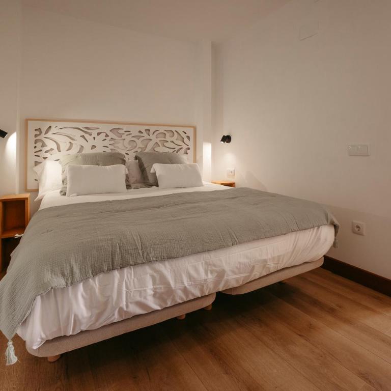 La Plaza Hostal - Habitación Doble Especial con terraza y vistas al castillo - 4