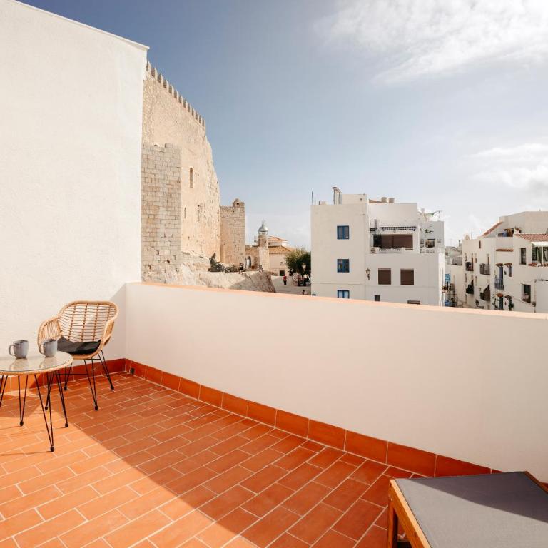 La Plaza Hostal - Habitación Doble Especial con terraza y vistas al castillo - 8