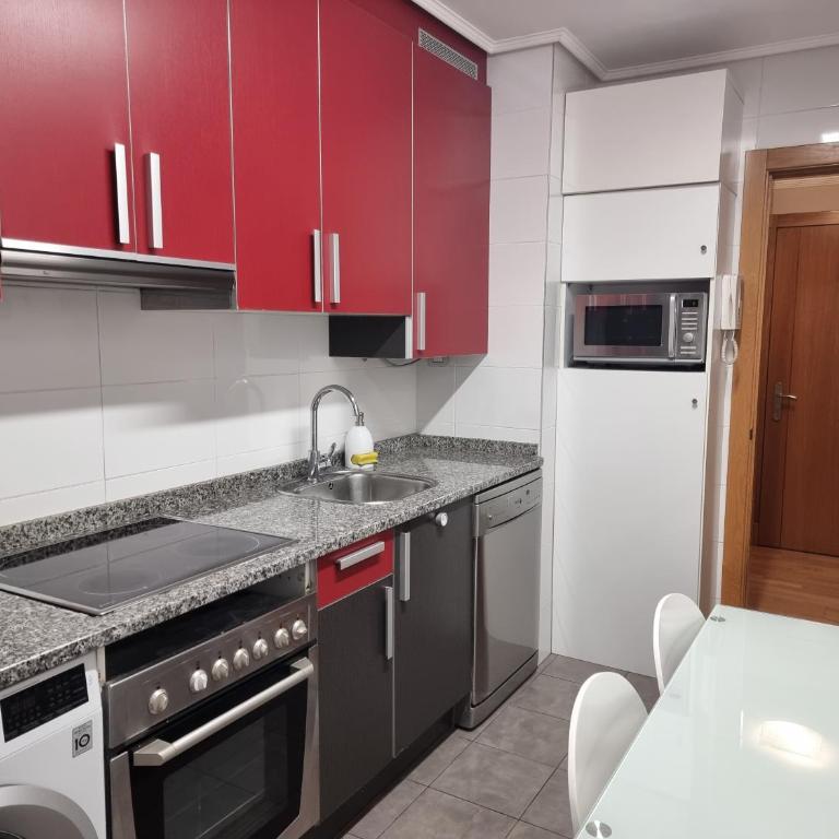 CALIDAD EN ZONA TRANQUILA - Apartamento de 3 dormitorios - 2