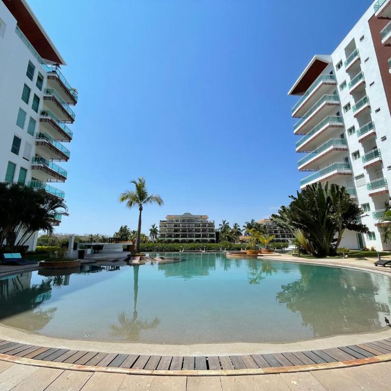 Depa en la marina a 5min de la playa by G P S rentas - Three-Bedroom Apartment - 1