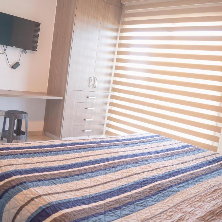 Depa en la marina a 5min de la playa by G P S rentas - Three-Bedroom Apartment - 15