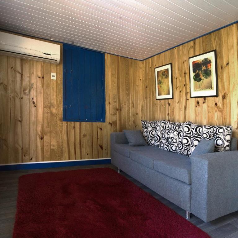 Casa Charlie - Three-Bedroom Apartment - 18