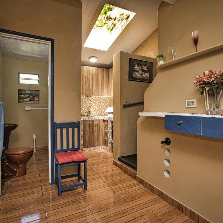 Casa Charlie - Three-Bedroom Apartment - 27