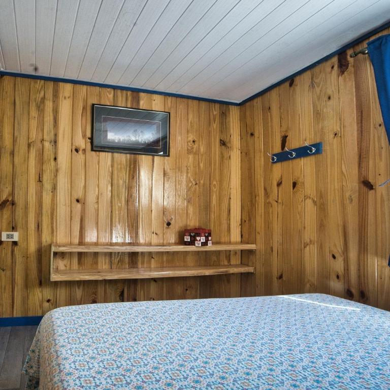Casa Charlie - Three-Bedroom Apartment - 33