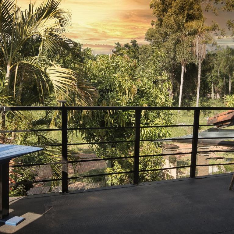 Casa Charlie - Three-Bedroom Apartment - 38