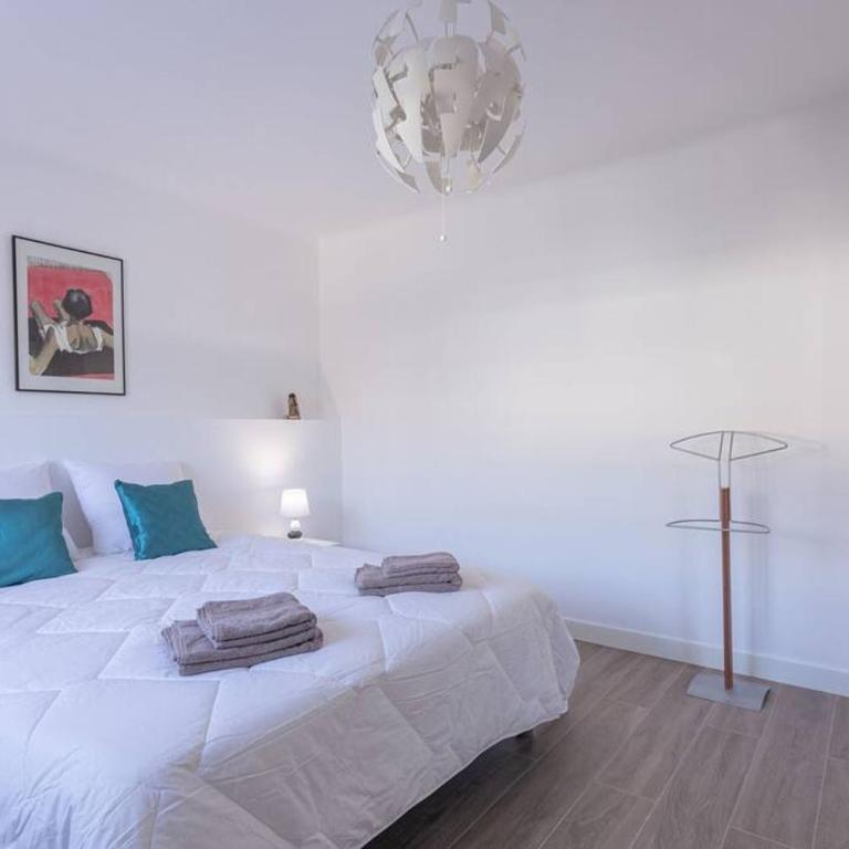 Apartment With Panoramic Sea View, Walk To The Beach - Maréchal Juin by Halldis - Appartement 1 Chambre - 3
