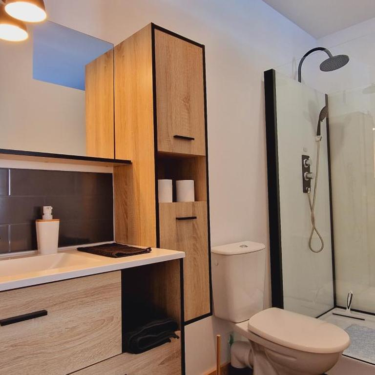 Ecueil des Neiges - Four-Bedroom House - 14