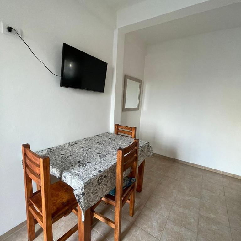 La Escala lll - One-Bedroom Apartment - 10