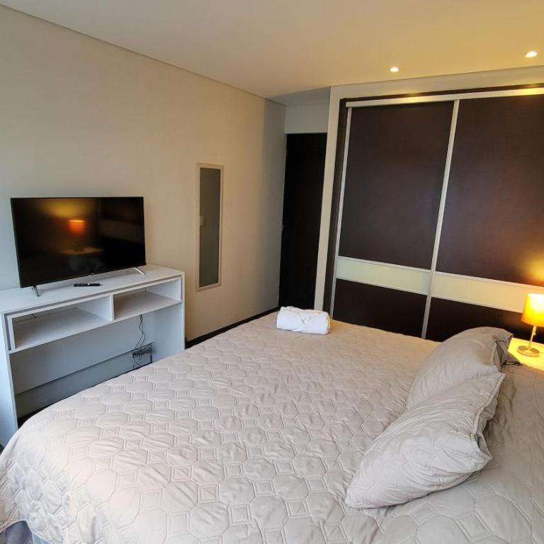 Chicago Suites WTC - Two-Bedroom Apartment - 3