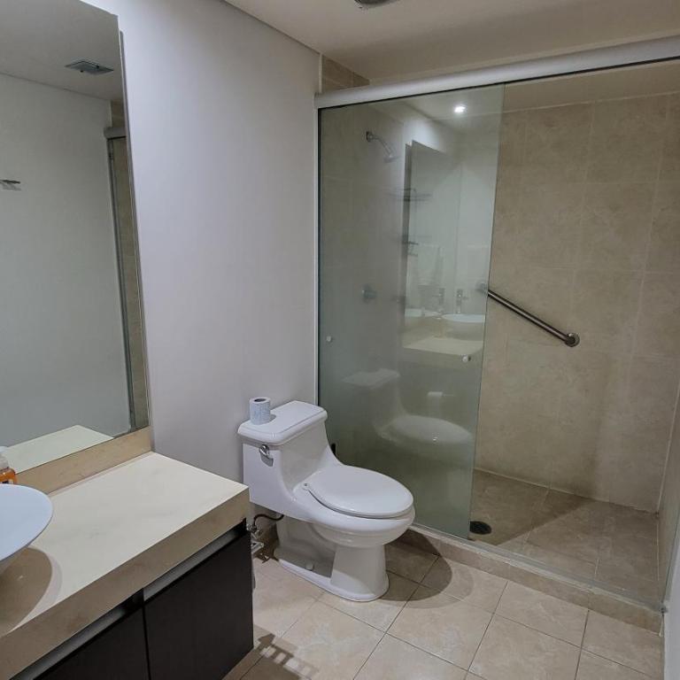 Chicago Suites WTC - Three-Bedroom Apartment - 4
