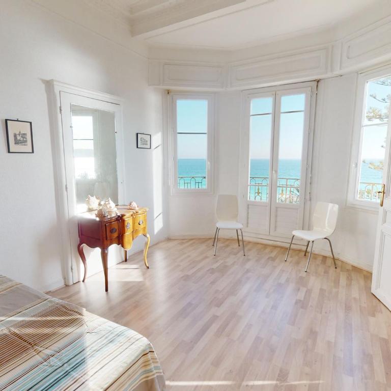 Grand 2P face mer en centre-ville dans un palace avec parc à Menton - FR-1-196-318 - Apartment - 10