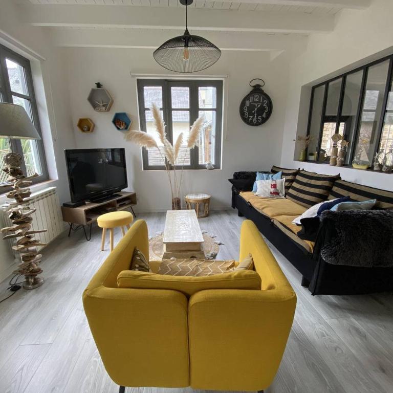 Maison de charme 3* avec jardin clos, terrasse, WIFI à 60m du Port de Perros-Guirec - FR-1-368-79 - Holiday Home (2 adults) - 17