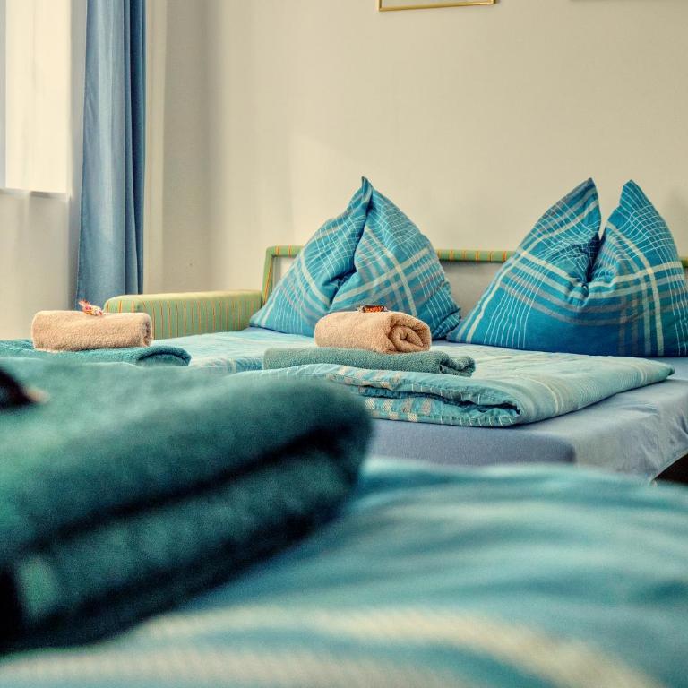 Gasthof zum Postwirt - Familienzimmer mit Doppelbett - 9