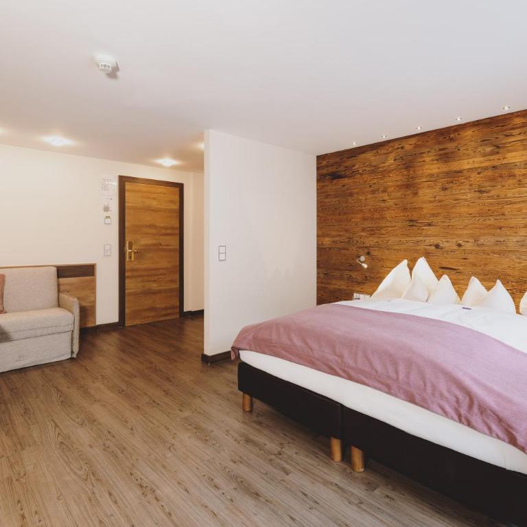 Hotel DIE SONNE - Comfort Doppel-/Zweibettzimmer - 1