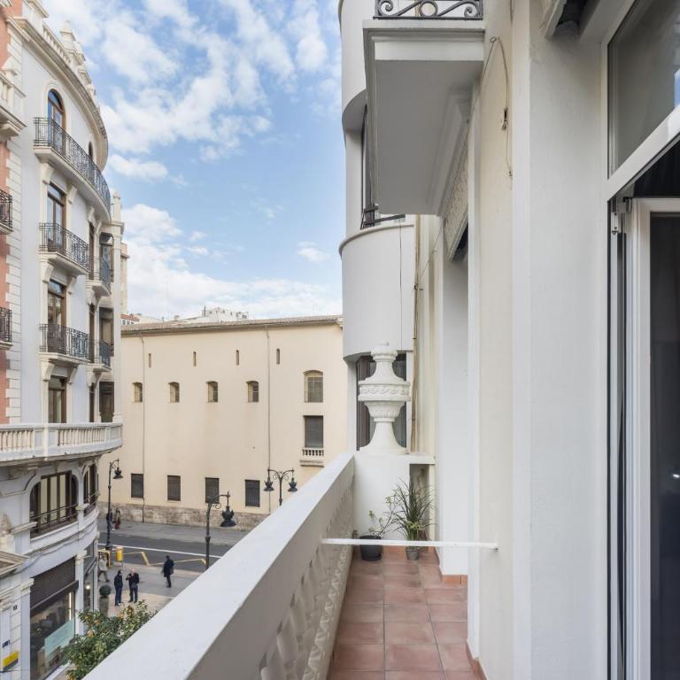 Macflats Ayuntamiento - Exterior One-Bedroom Apartment - 4