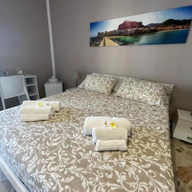 B&B DEA - Camera Tripla Superior con Vista Mare - 1