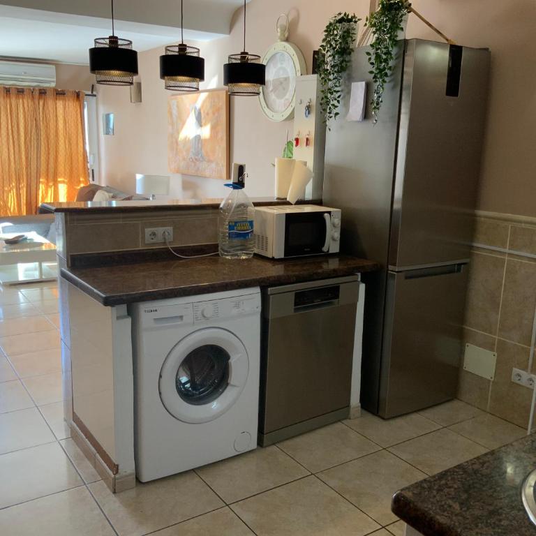 Villa Bahamas private heated pool close to town. - Villa - 15