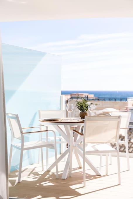 Ensuite Sea & Pool Views with Private Parking - Apartamento de 1 dormitorio - 22