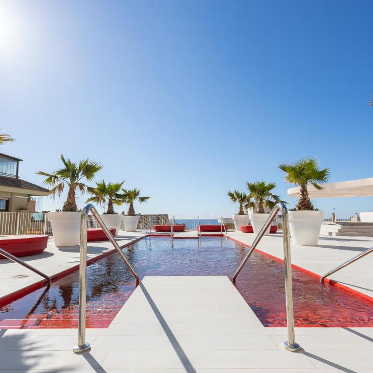 Ensuite Sea & Pool Views with Private Parking - Apartamento de 1 dormitorio - 1