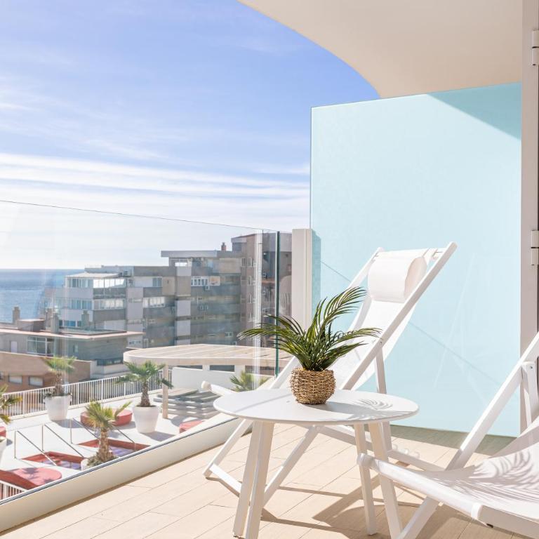 Ensuite Sea & Pool Views with Private Parking - Apartamento de 1 dormitorio - 27