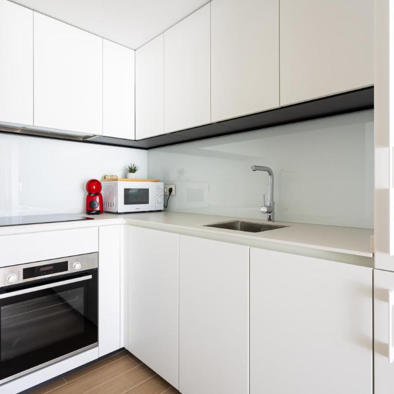 Ensuite Sea & Pool Views with Private Parking - Apartamento de 1 dormitorio - 28