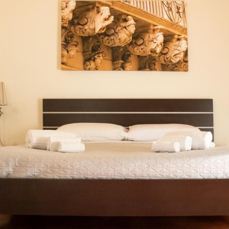 Apollo Suites - Two-Bedroom Apartment - 4
