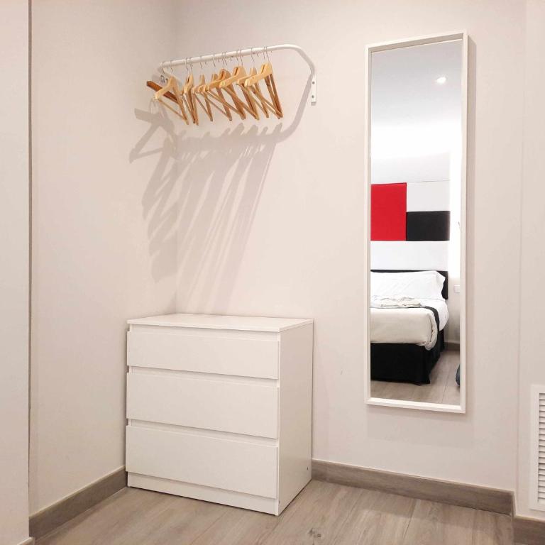 Apartamentos Ordesa Ainsa - One-Bedroom Apartment - 9