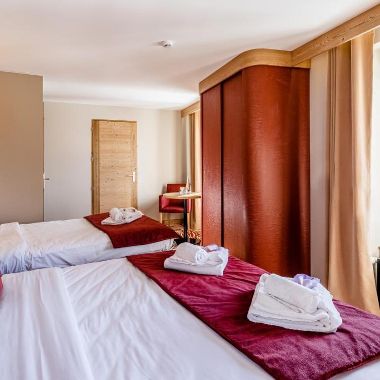 Madame Vacances Hotel Les Cimes - Chambre Triple Supérieure - 10