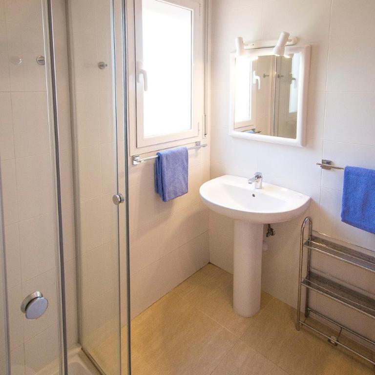 Catalunya Casas Fun and Frolic in Lloret del Mar 3500 meters to beach! - Villa - 27