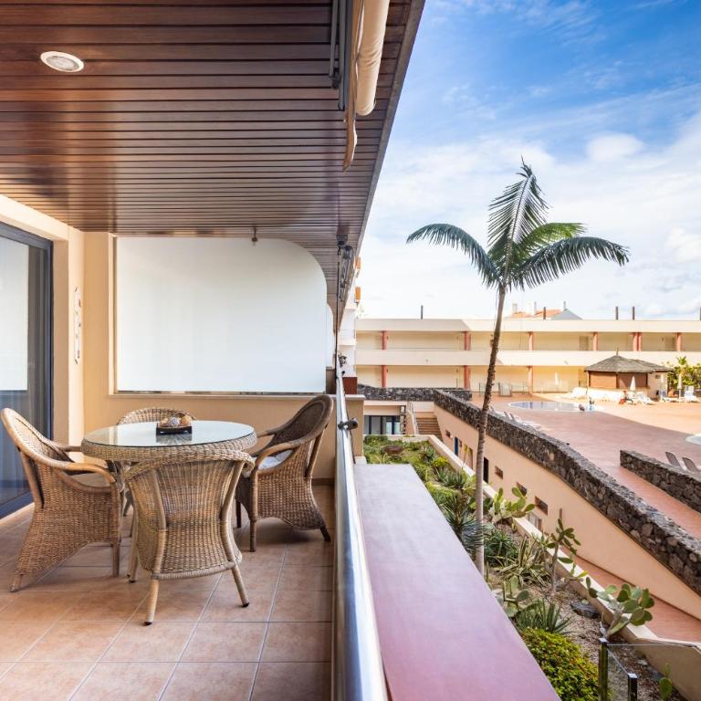 Balcon de los Gigantes with pool view - Apartamento de 1 dormitorio - 3
