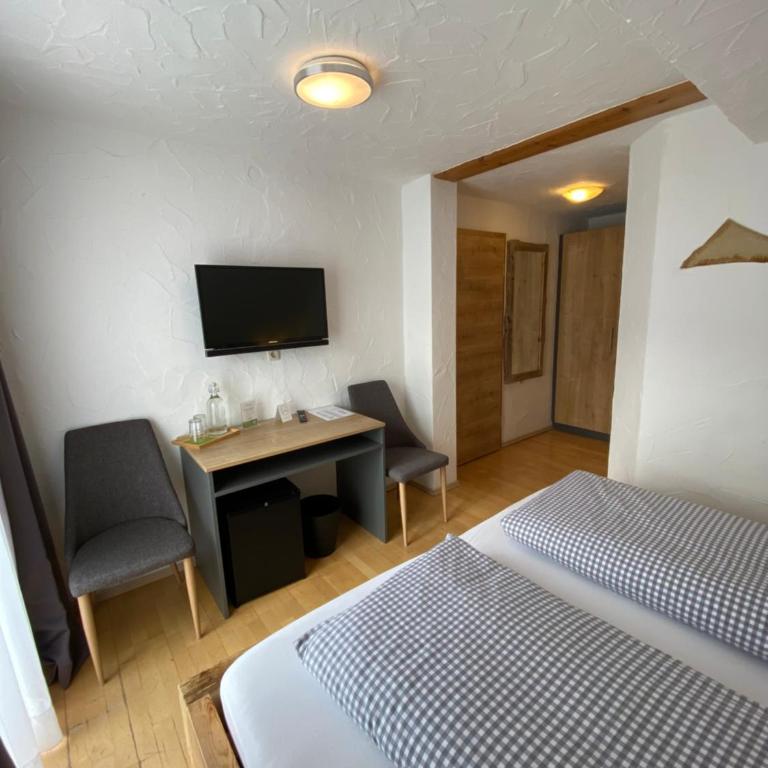 Hotel garni Alpengruss - Standard Doppelzimmer - 4