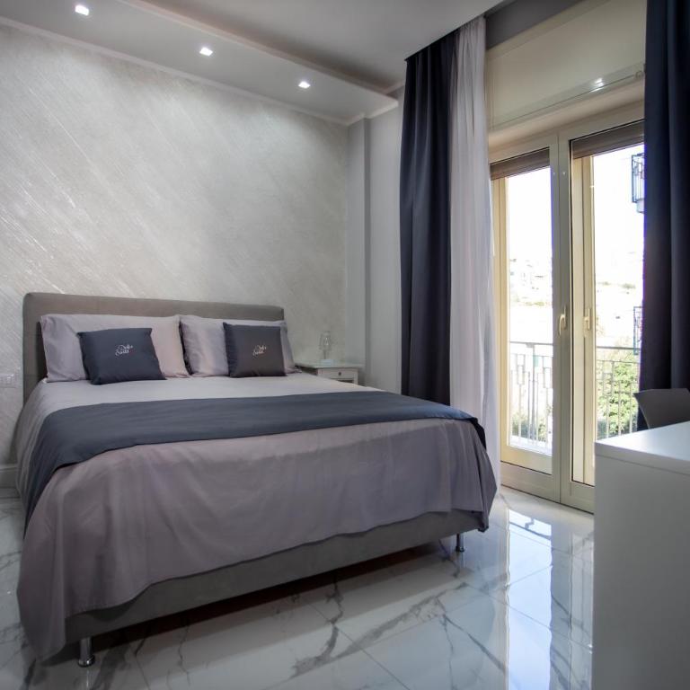 Lady Mary's Luxury Suites - Camera Deluxe - 1