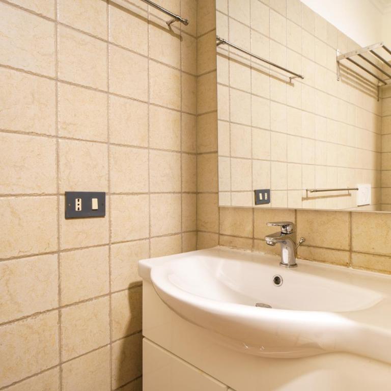 Appartamento storico Vicinissimo al Colosseo - Appartamento con 2 Camere da Letto - 13