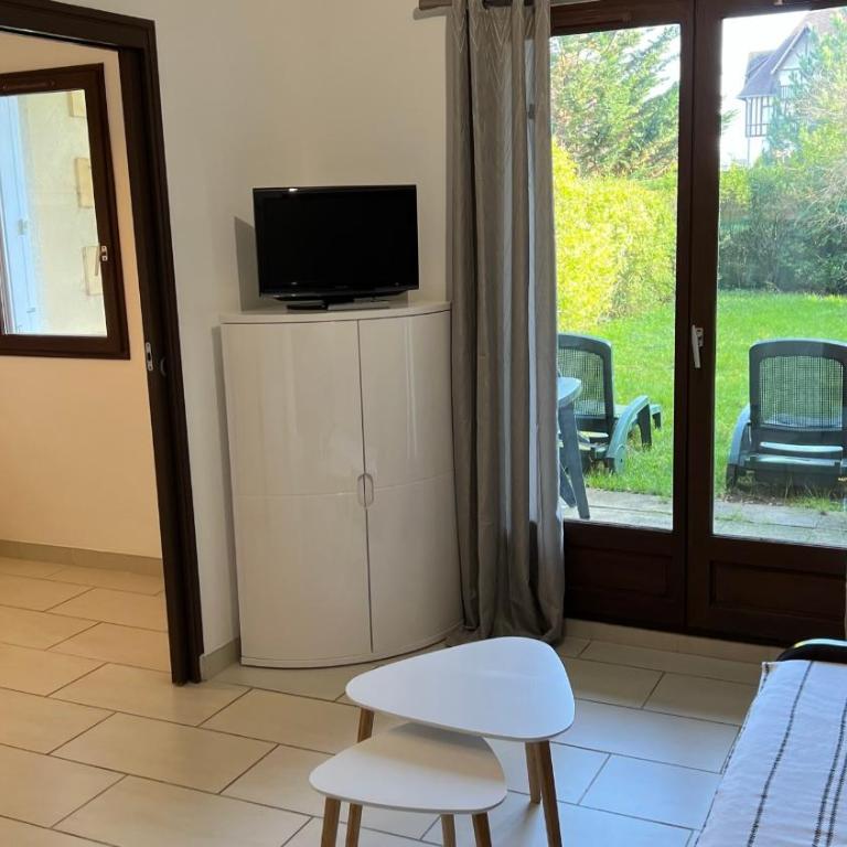 Appartement 2 pièces rez-de-jardin à 2 pas de la plage et de la thalasso - Apartamento de 1 dormitorio - 12