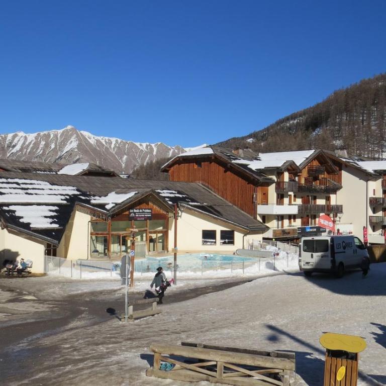 Appartement vue exceptionnelle, parking privatif, piscine - Appartamento con Vista Montagna - 62