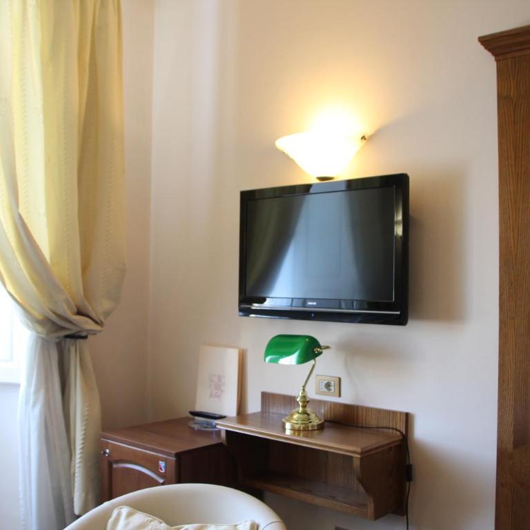 Hotel Le Due Fontane - Camera Tripla Superior con Vista Città - 2