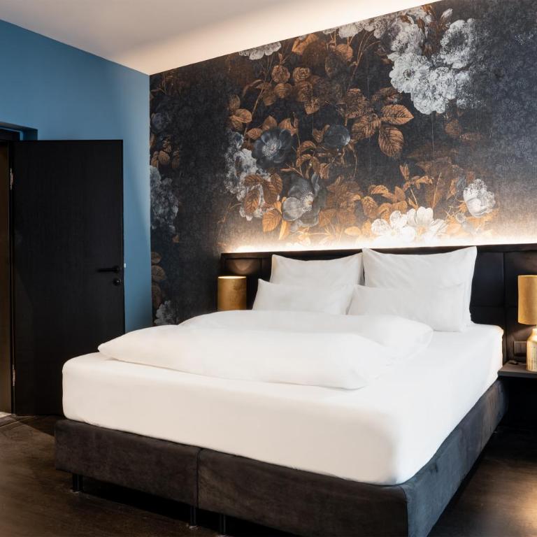 Aiola Living Boutique Hotel Graz - Deluxe Doppelzimmer mit Bad - 3
