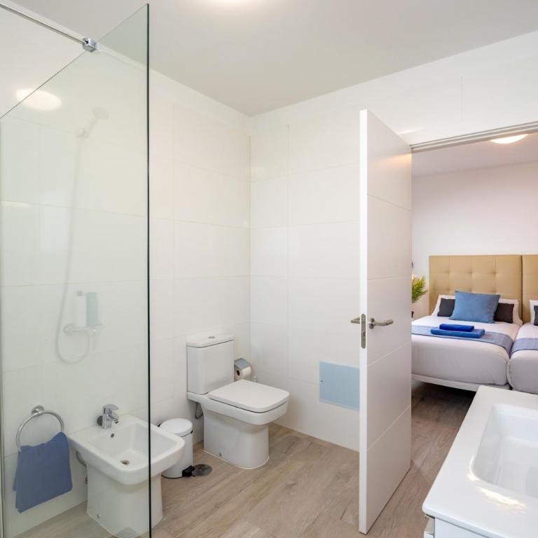 Villa La Nueva by Villa Plus - Villa - 13