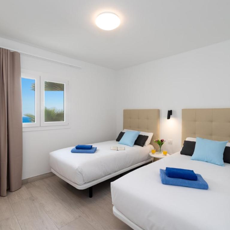 Villa La Nueva by Villa Plus - Villa - 15