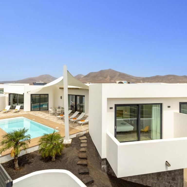 Villa Marella by Villa Plus - Villa - 1