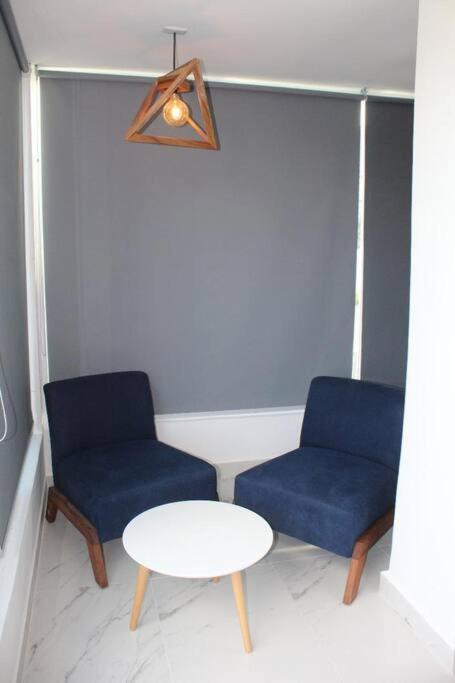 Beach Front Renewed Apartment - One-Bedroom Apartment - 12