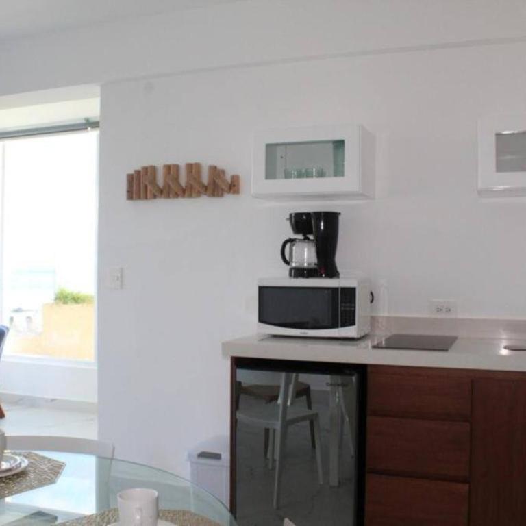 Beach Front Renewed Apartment - One-Bedroom Apartment - 15